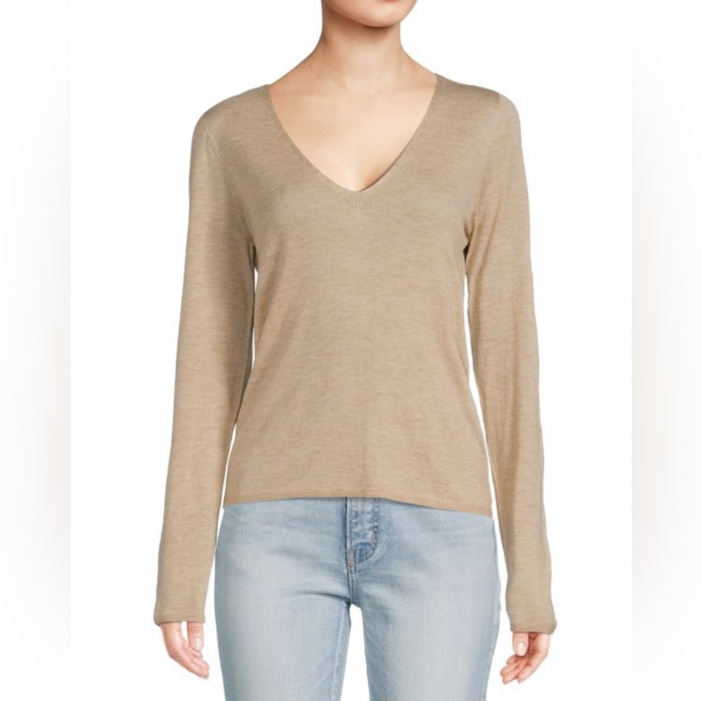 VINCE Seamless V-Neck Sweater